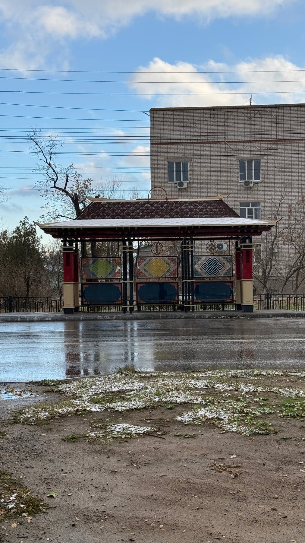 Павильон или городская беседка в Элисте