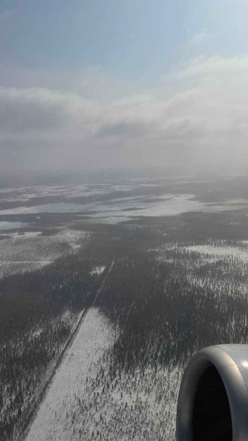 Снежная земля с самолёта над Ноябрьском
