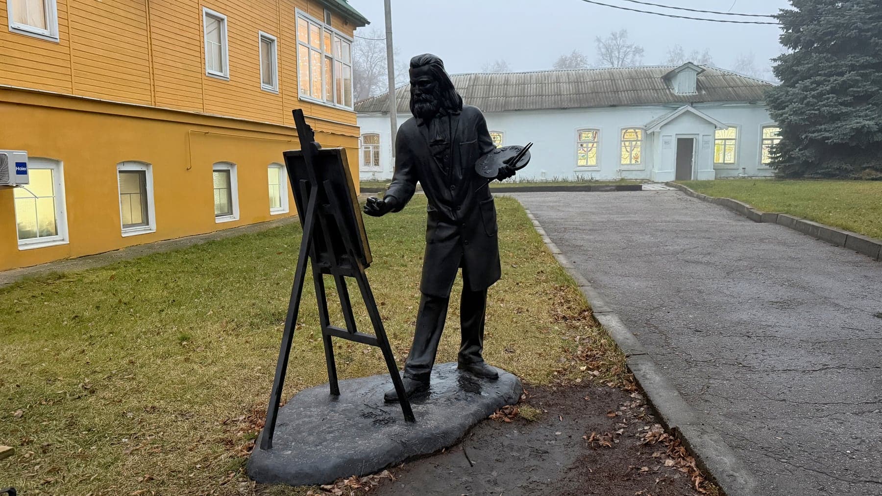 Скульптура в Ундорах