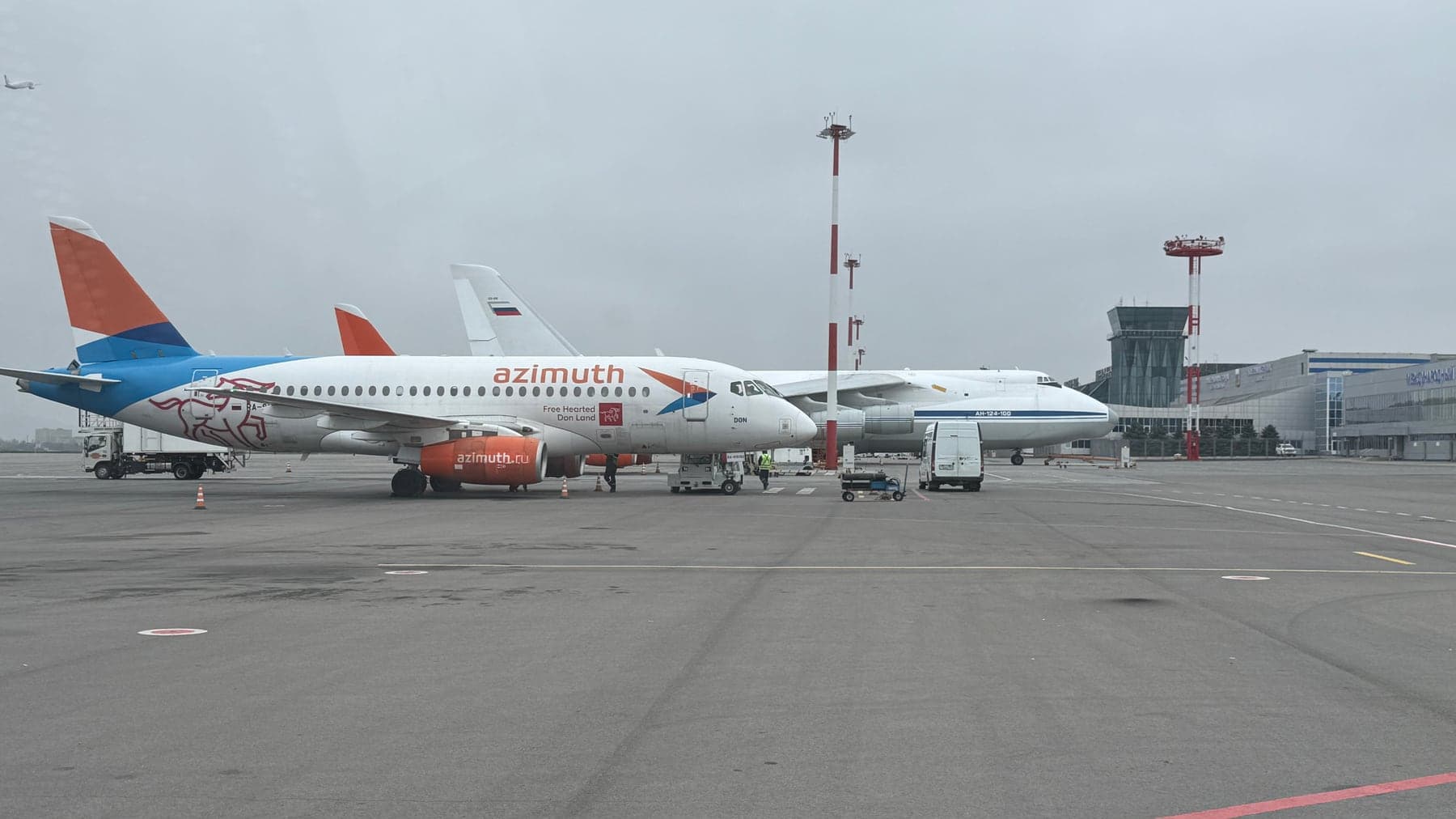 Перрон аэропорта Минеральных Вод